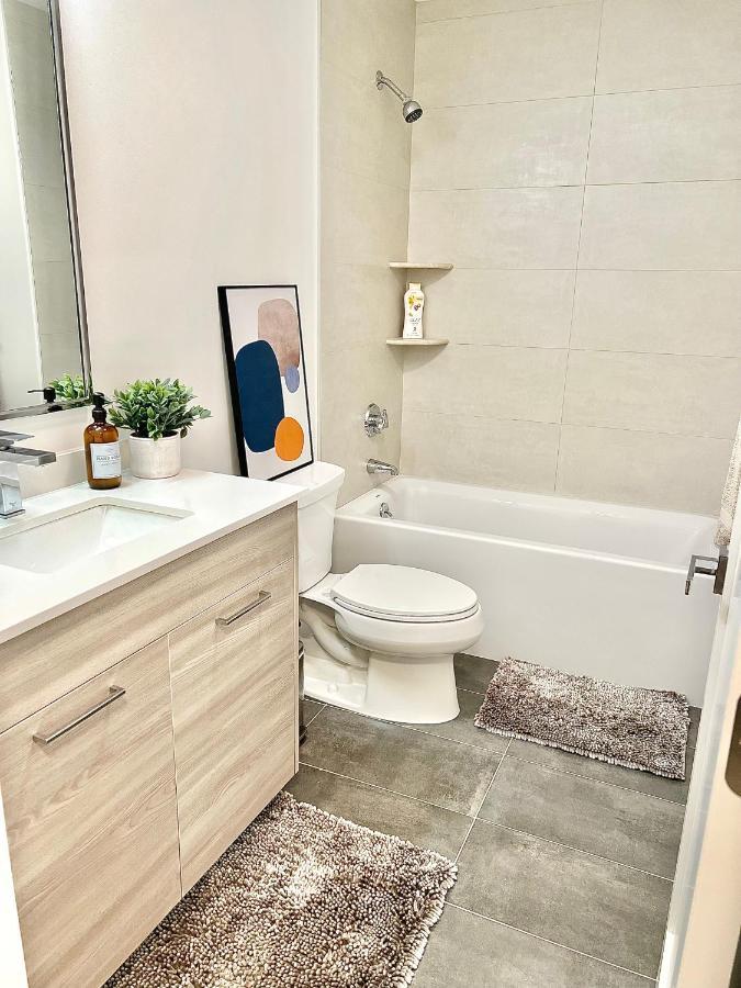 Modern 2 Bed Furnished Apartment In Quincy Bagian luar foto